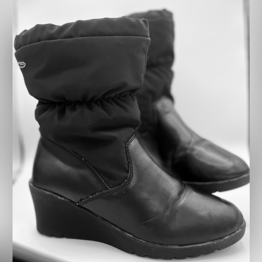 🌺Sox Tab Wedge Boots🌸🌺